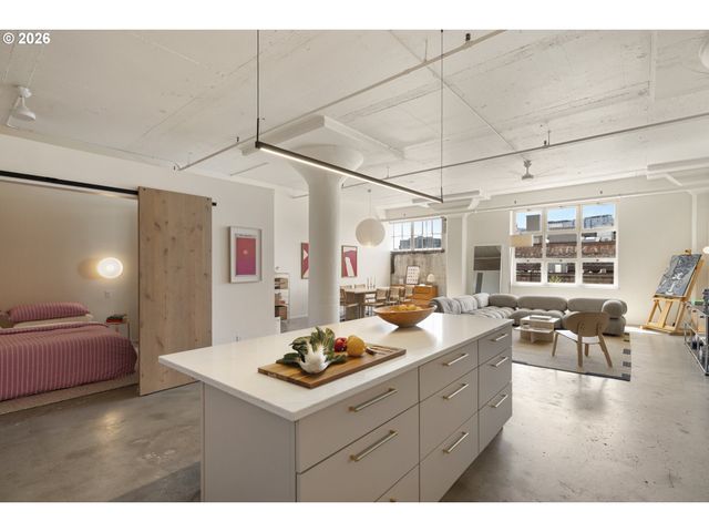 1314 Nw IRVING St 505, Portland, OR 97209