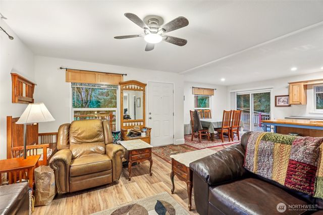 11134 Winlock Court SE, Olympia, WA 98513