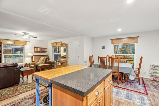 11134 Winlock Court SE, Olympia, WA 98513