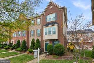 3612 FORT LINCOLN DR NE, Washington, DC 20018