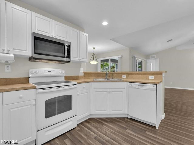 3626 NE 13th AVE, Cape Coral, FL 33909