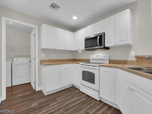 3626 NE 13th AVE, Cape Coral, FL 33909
