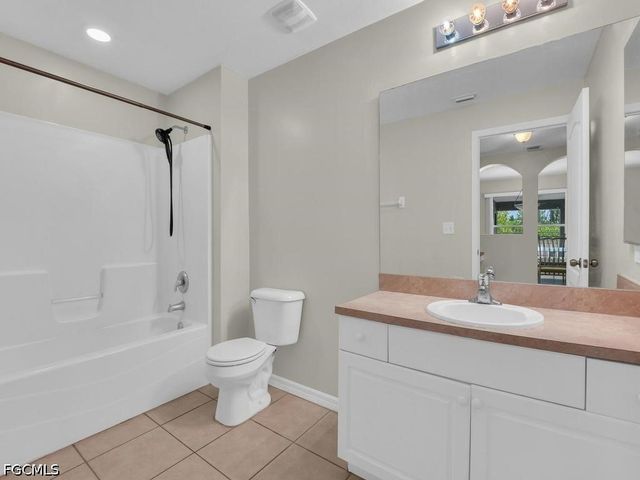 3626 NE 13th AVE, Cape Coral, FL 33909