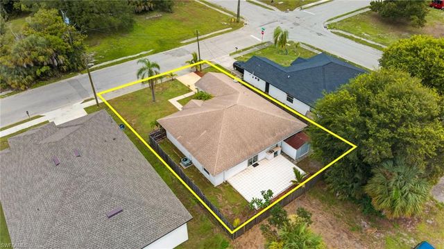 2940 Dunbar AVE, Fort Myers, FL 33916