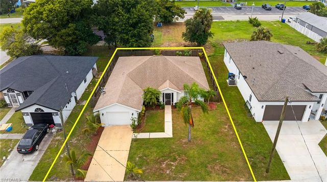 2940 Dunbar AVE, Fort Myers, FL 33916