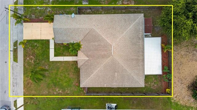 2940 Dunbar AVE, Fort Myers, FL 33916