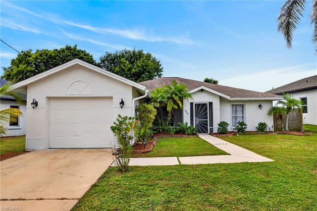 2940 Dunbar AVE, Fort Myers, FL 33916