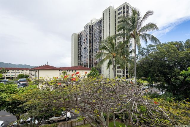 1015 Aoloa Place 406, Kailua, HI 96734