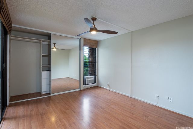 1015 Aoloa Place 406, Kailua, HI 96734