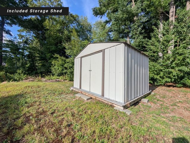 17 Deane St A, Wareham, MA 02571