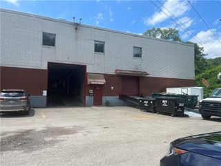 1020 W Saw Mill Run, West End, PA 15220