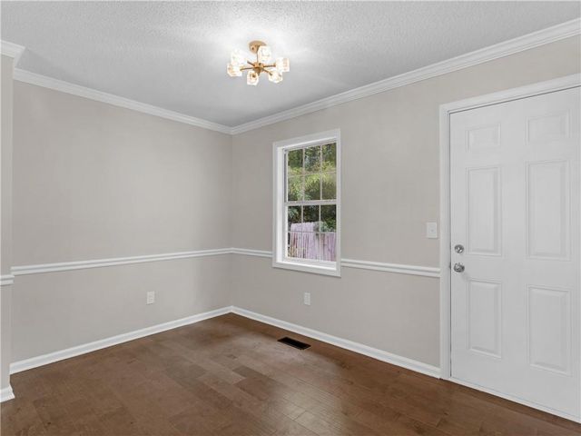 225 Hampton Drive, Dallas, GA 30132