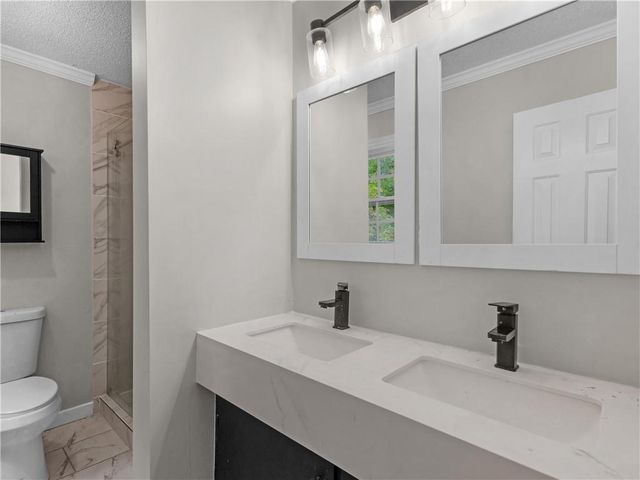 225 Hampton Drive, Dallas, GA 30132