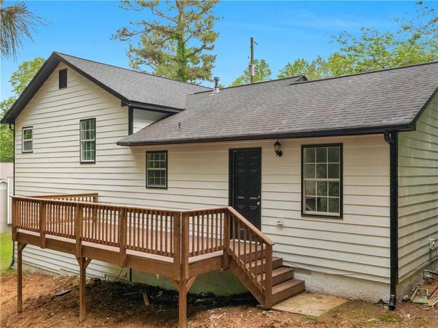 225 Hampton Drive, Dallas, GA 30132