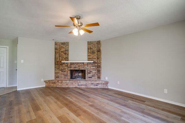 7805 Evening Star Drive, Fort Worth, TX 76133
