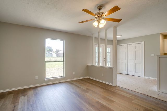 7805 Evening Star Drive, Fort Worth, TX 76133