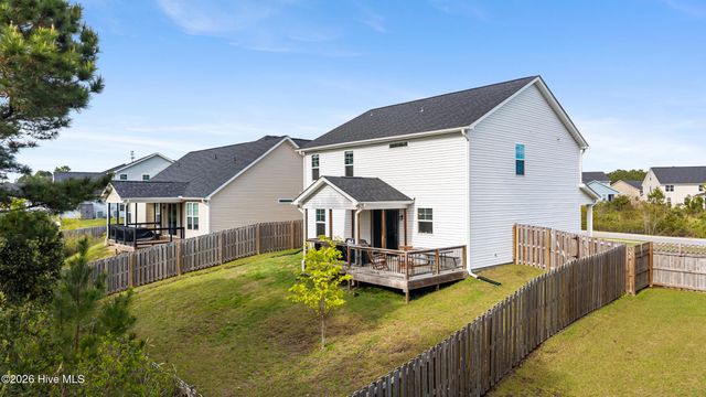 1005 Terraces Lane, Hampstead, NC 28443