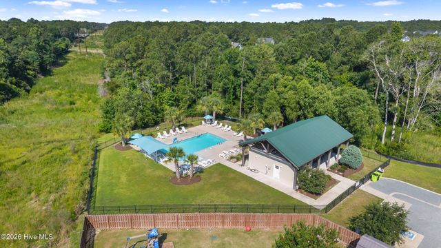 1005 Terraces Lane, Hampstead, NC 28443