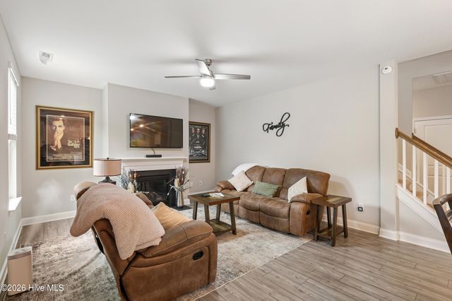 1005 Terraces Lane, Hampstead, NC 28443