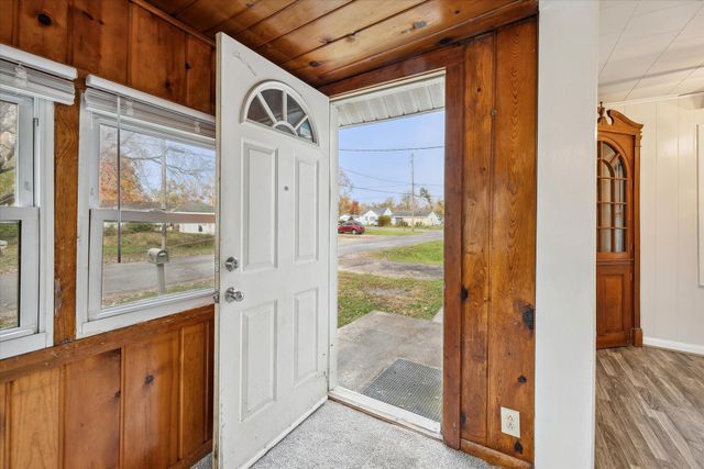 413 Seventh Street, Michigan Center, MI 49254