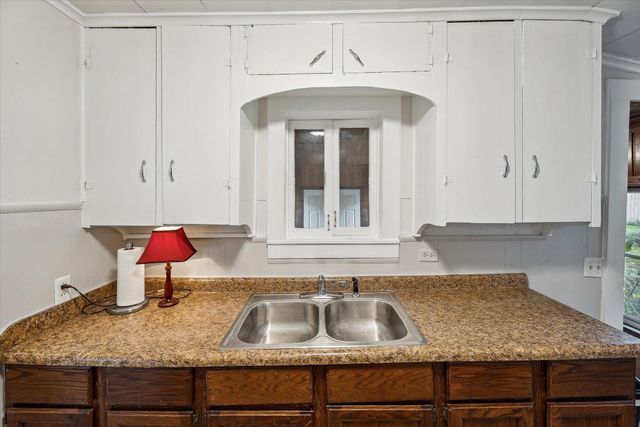 413 Seventh Street, Michigan Center, MI 49254