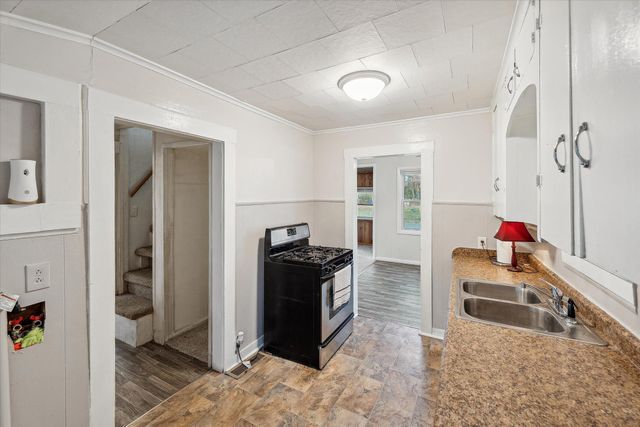 413 Seventh Street, Michigan Center, MI 49254