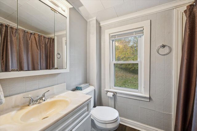 413 Seventh Street, Michigan Center, MI 49254