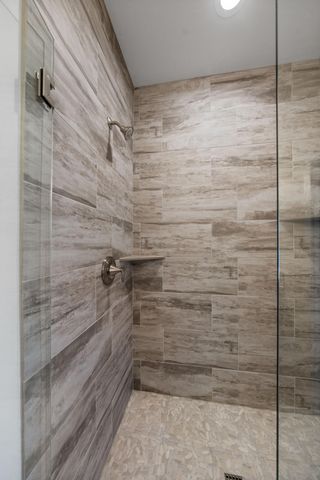 2695 NW 23rd 60, Redmond, OR 97756