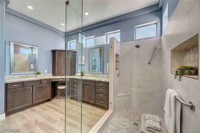 10300 Button Willow Drive, Las Vegas, NV 89134