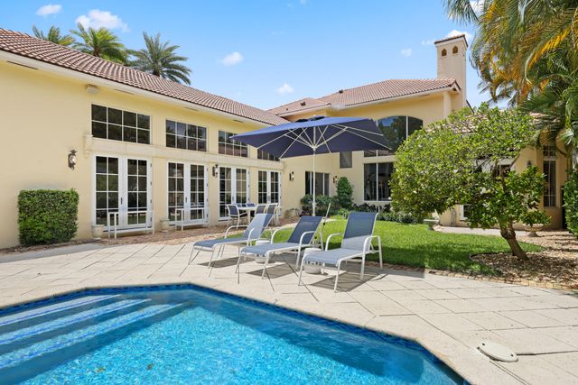 1019 Grand Court, Highland Beach, FL 33487
