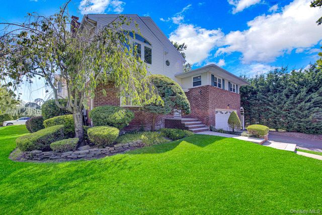 491 Boulevard Place, Garden City, NY 11530