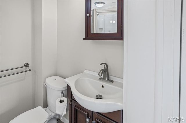 208 S Fillmore Street, Edwardsville, IL 62025