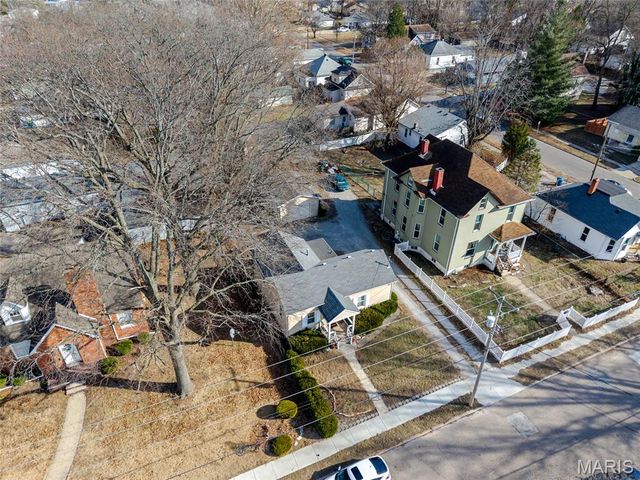 208 S Fillmore Street, Edwardsville, IL 62025