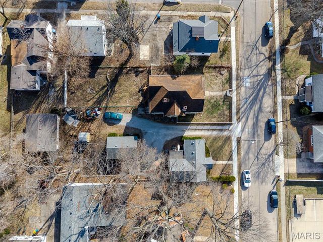 208 S Fillmore Street, Edwardsville, IL 62025