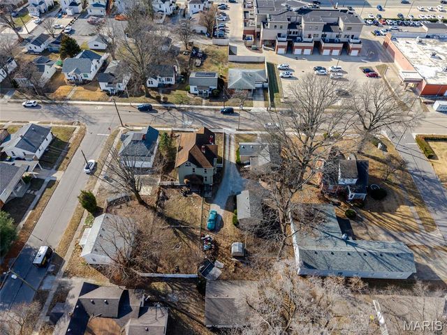 208 S Fillmore Street, Edwardsville, IL 62025