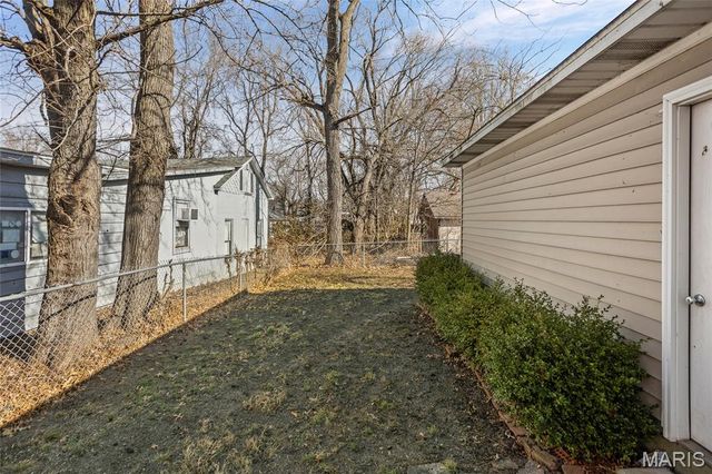 208 S Fillmore Street, Edwardsville, IL 62025