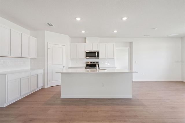 2825 ELIO HAMMOCK DRIVE, St Cloud, FL 34773