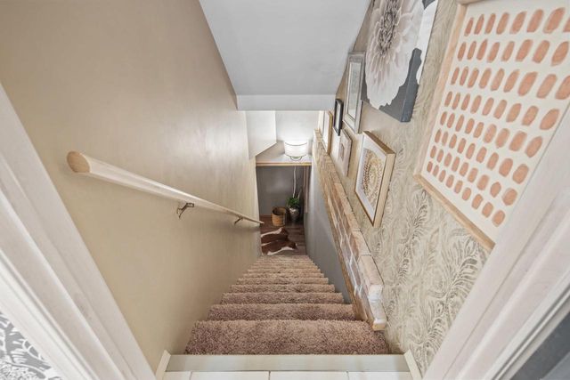 2920 CIRCLE OAKS LANE, Green Bay, WI 54313