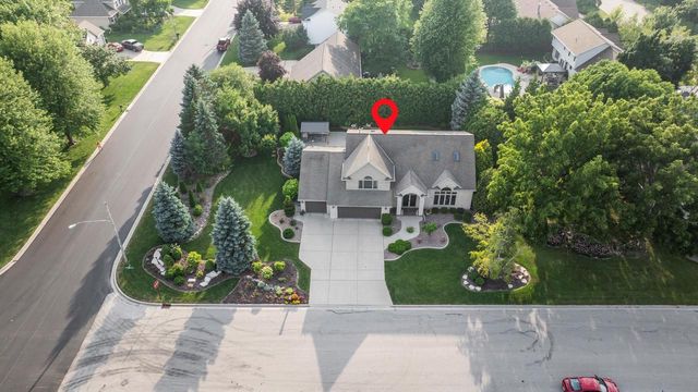 2920 CIRCLE OAKS LANE, Green Bay, WI 54313
