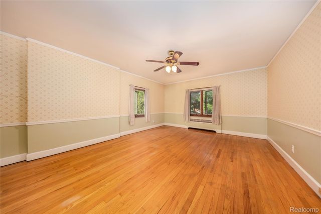 16580 Westmoreland Road, Detroit, MI 48219