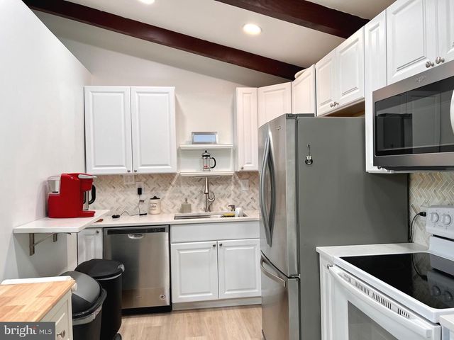 6314 FARMAR LN, Flourtown, PA 19031