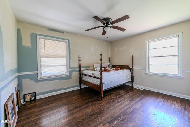208 S Smithfield Road, Knightdale, NC 27545