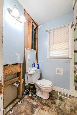 208 S Smithfield Road, Knightdale, NC 27545