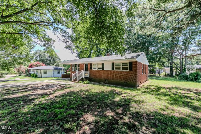 208 S Smithfield Road, Knightdale, NC 27545