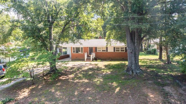 208 S Smithfield Road, Knightdale, NC 27545