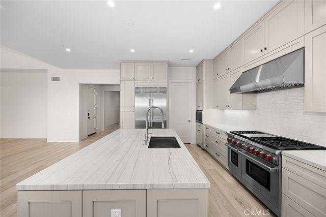 237 Pinnacle, Irvine, CA 92602