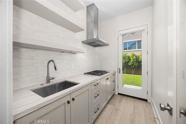 237 Pinnacle, Irvine, CA 92602