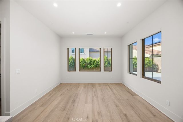 237 Pinnacle, Irvine, CA 92602