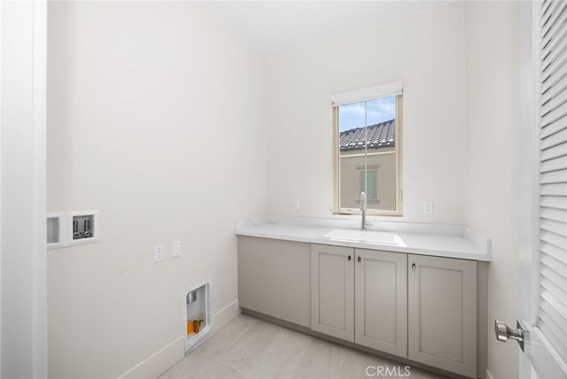 237 Pinnacle, Irvine, CA 92602