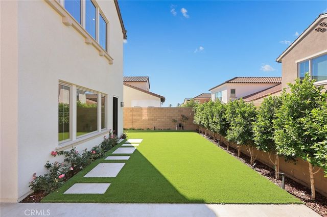 237 Pinnacle, Irvine, CA 92602